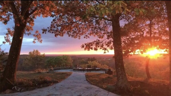 Sunset at Lookout Point