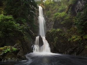 Water, Water Resources, Plant, Nature, Natural Landscape, Waterfall, Highland, Vegetation