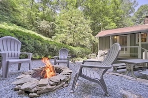 Outdoor Space | Private Fire Pit | Charcoal Grill