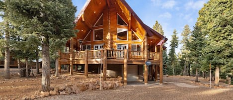 Welcome to Canyon Country Chalet!A home to enjoy all year at 8500 elevation.