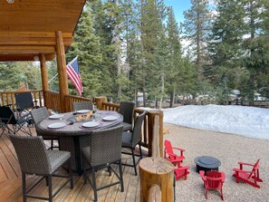 Enjoy time on the deck viewing stars and deer. Stay warm