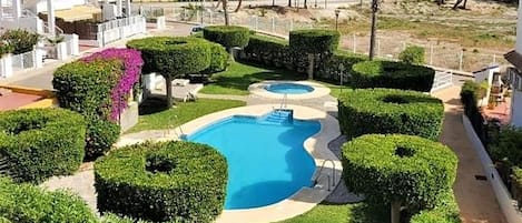 Holiday Home Swimming Pool