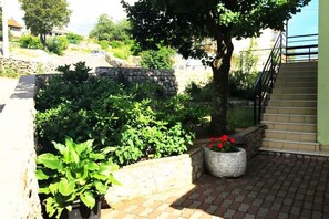 Garten [Sommer]