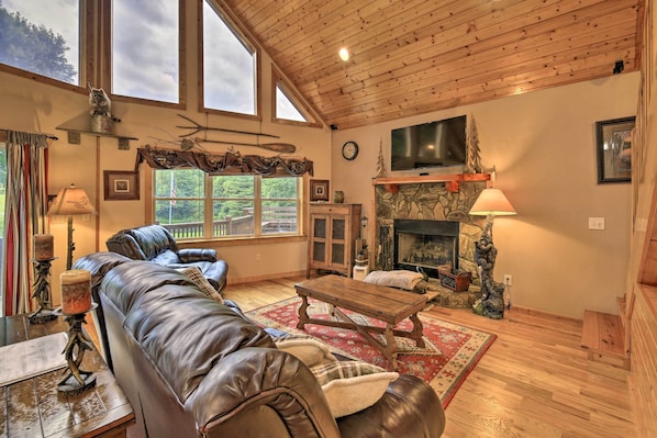 Sparta Vacation Rental | 3BR | 2.5BA | Stairs Required | 2,000 Sq Ft