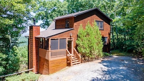 Early Rise- Front View of Cabin
