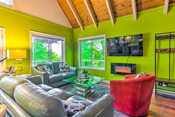 Lake Lure Vacation Rental | 3BR | 3.5BA | 2,009 Sq Ft | Stairs Required