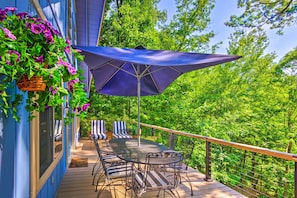 Deck | Pet Friendly w/ Fee