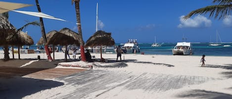 BAVARO BEACH, PUNTA CANA BIBIJAGUA