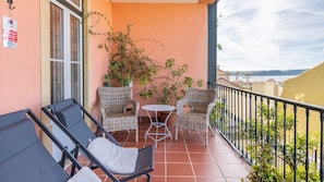 Enjoy the fresh air in this spacious private balcony.
#balcony #outdoor #cityview #portugal #pt #lisbon