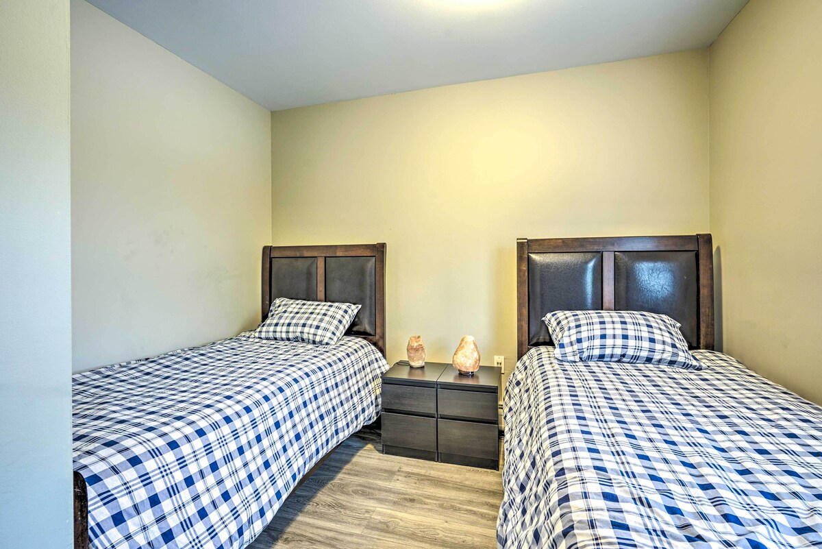 Family-Friendly Keansburg Home: Walk to Beach!