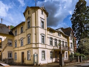 Ferienwohnung in Villa Robert Heuser