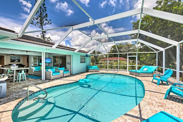 Cape Coral Vacation Rental | 3BR | 2BA | Step-Free Access | 158 Sq Ft