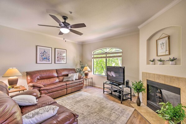 Scottsdale Vacation Rental | 2BR | 2BA | 1,147 Sq Ft | Access Only By Stairs