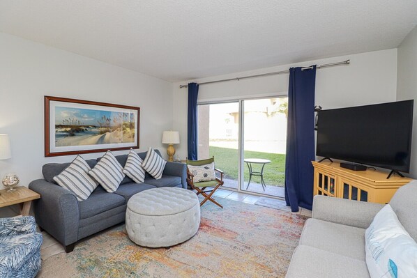 St. Augustine Beach Rentals Living Room