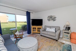 St. Augustine Beach Rentals Living Room