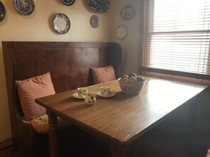 Eat in kitchen