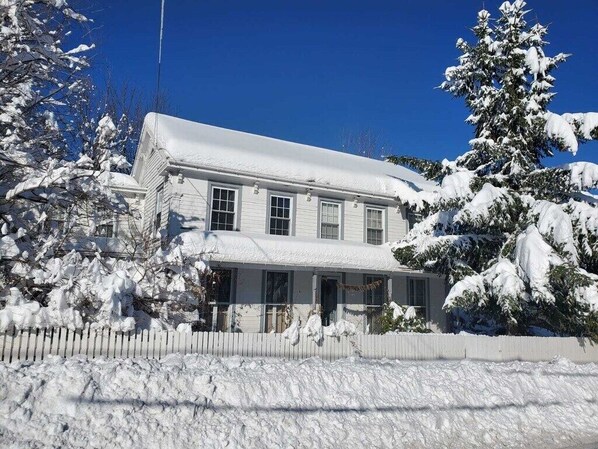 1860 Farmhouse