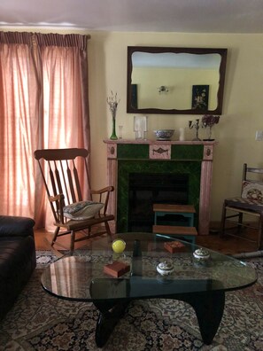 Sitting room with large screen TV