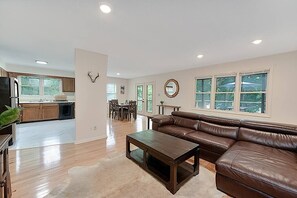 Cozy Living Room with Leather couch