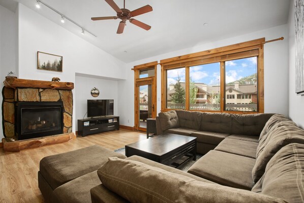 Vaulted Ceilings in this Top Floor Condo