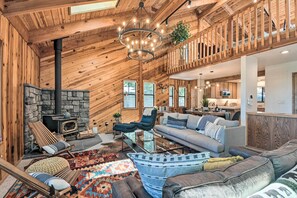 Living Room | Wood-Burning Stove/Fireplace | Window A/C Units