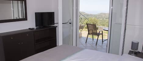 Νο2 bed room 