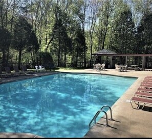 Outdoor Swimming Pool