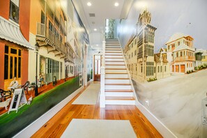 Gorgeous Entry