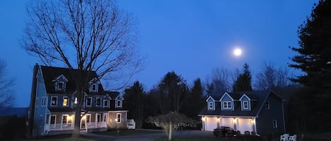 Heywood Manor night view