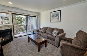 Living Room, Furniture, Indoors, Couch, Coffee Table