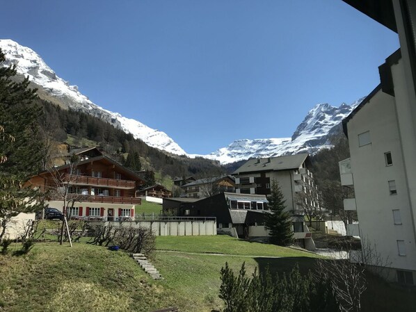 Sky, Mountain, Plant, Property, Building, Snow, Highland, Natural Landscape, Biome, Tree