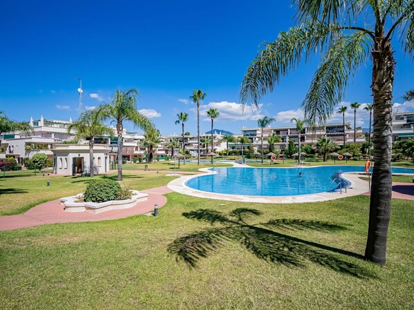 Water, Plant, Sky, Cloud, Tree, Azure, Shade, Arecales, Swimming Pool, Land Lot