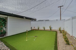Mini golf area 