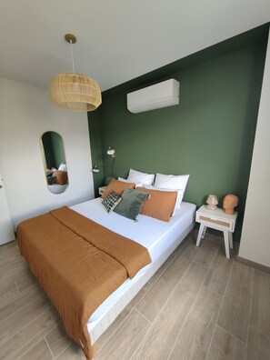 La chambre verte avec lit queen size (160x200)