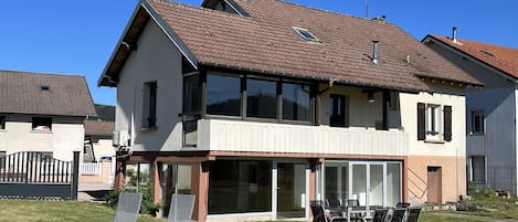 Gîte de 205 m², terrain de 900 m² clôturé