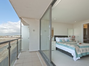 Master bedroom with balcony | Apartment 22 - Horizon View, Westward Ho!