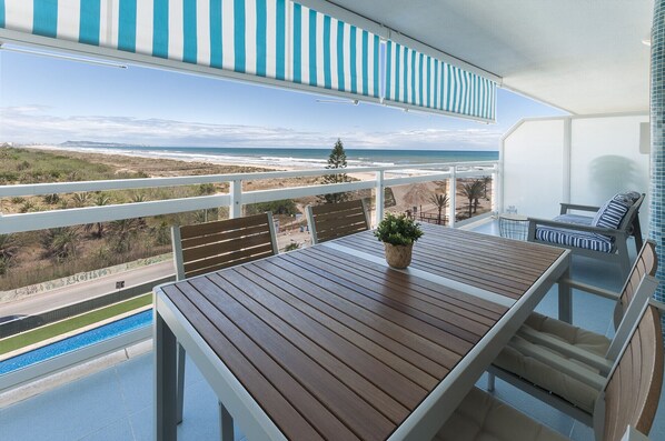 luxury beachfront apartment pets allowed sea views terrace Gandia