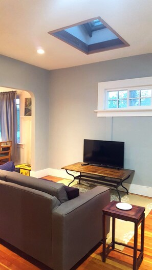 Living Room with Smart TV. Netflix available.