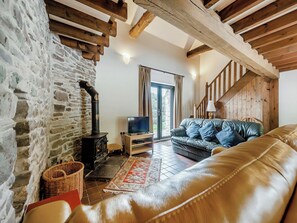 Living area | Rhyblid Fach, Myddfai, Llandovery
