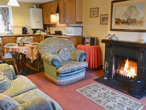 Open plan living/dining room/kitchen | Thompson Ground - Sunny Brow Cottage, Hawkshead