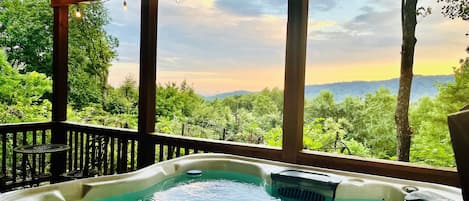 Enjoy the long-range mountain views at sunset from the hot tub.