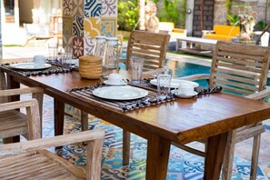 Outdoor dining