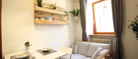 Living Room Porta Praetoria Apartment - Solo Affitti Brevi