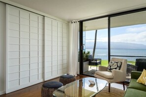 Indoor-outdoor bliss! Lounge in comfort with direct views of the sparkling ocean.