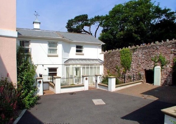 Sunnyhill Mews Holiday Cottage Torquay - External