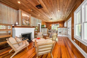 Feel like you are deep in the forest in a romantic log cabin with a wood-burning fireplace but in the heart of the tropical Stuart coastline. Beautiful living room areas to play games, stream shows or watch cable or just chill with friends & family.