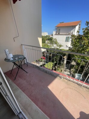 Vue terrasse salon 
