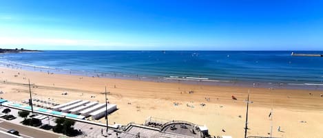 Uitzicht op strand/zee