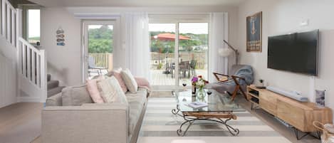 Tralee, Portreath. Ground floor: Walk into this stylish home to be greeted by the open-plan living area