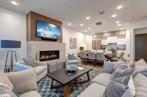Luxury 2-Story Condo - Main Level Great Room